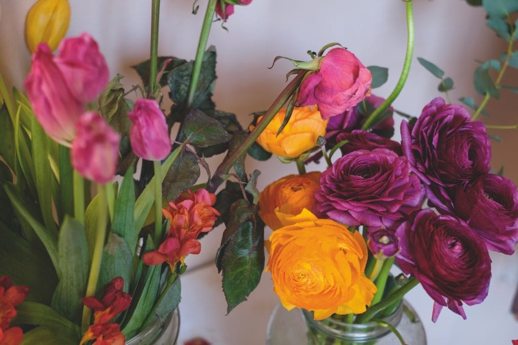 Frische Blumen im Atelier von Ami Florence