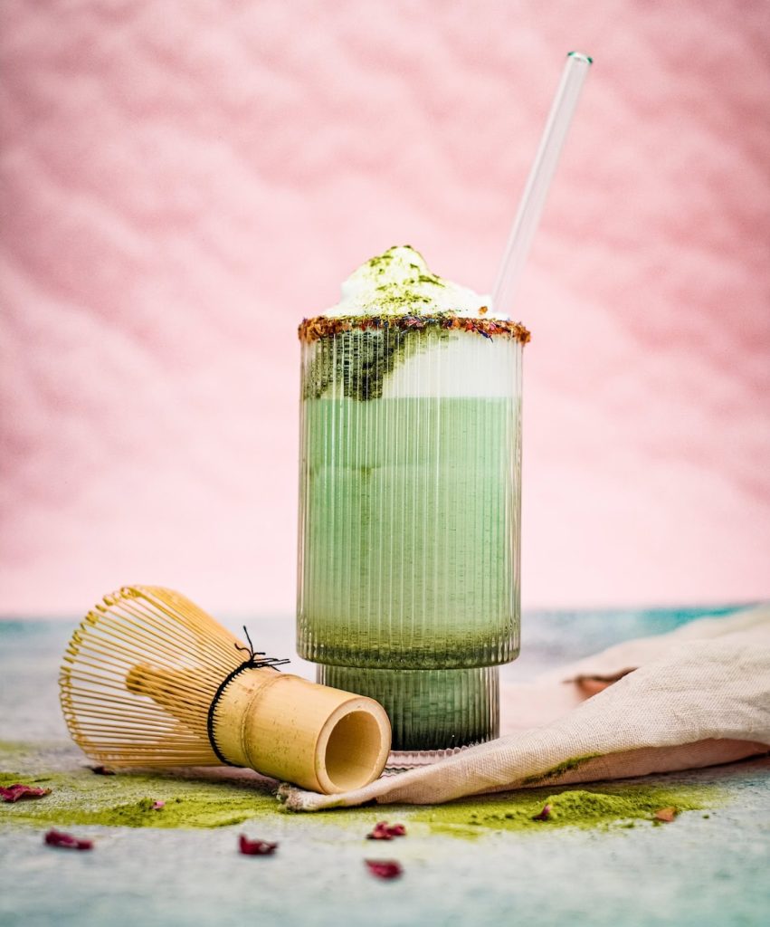 Matcha Latte mit Sirup von Sonnentor